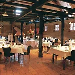 Schlosshotel Weyberhoefe 