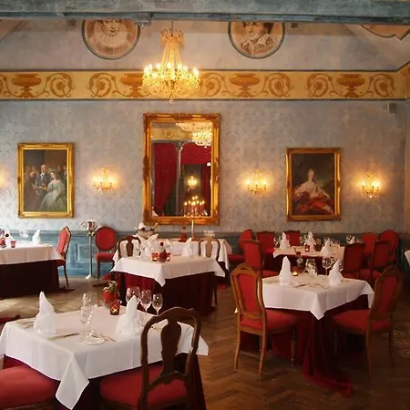 Schlosshotel Weyberhoefe 