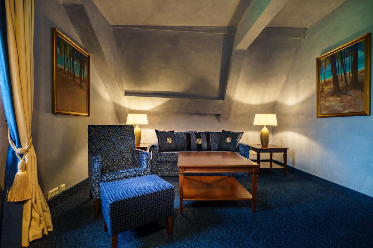 Weyberhoefe Hotel